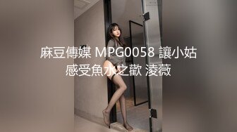 《震撼✅网红私拍㊙️泄密》群狼求档Onlyfans百万粉丝可盐可甜撸铁健身教练Yum露脸私拍第三弹啪啪紫薇非常反差 (3)