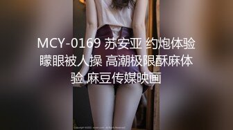 Al&mdash;佳丽约翰逊   吸老板的鸡巴