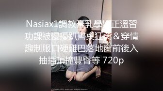 漂亮美女 掉入狼窝挑战几十条黑祖宗大肉棒连续深喉吃鸡插嘴 最后全部射入玻璃酒杯吃的一点不剩 场面超级淫乱