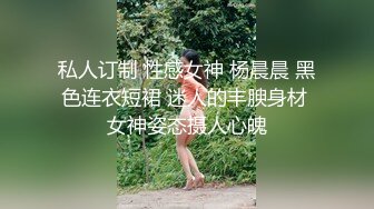 金发美妞一边吃着鸡蛋一边被射满一脸