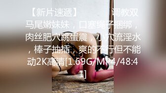 ✨反差小白领✨穿上小白色婚纱。嘴里满满的，单男还用力干我，每次用力干我。都是一次深喉。这种感觉真的好奇妙 (2)