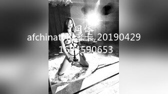 【精品泄密】美女模特遭男友出賣流出啪啪視頻 附眾多日常自拍照片全套 清純的外表掩飾不了內心的淫蕩～11V高清原版 (8)