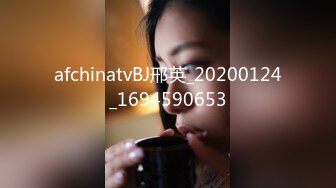 酒店干金发网红外围美女,调调情69姿势舔小穴,扶着大屁股后入撞击