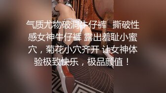 开车去齐逼短裙性感外围女到酒店啪啪